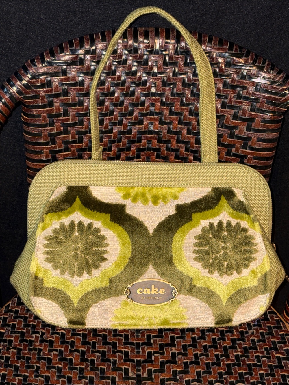 Petunia Pickle Bottom Olive Green Textured Baby Bag including Accessories NWOT